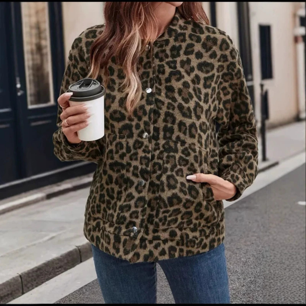 ZARA Womens Loose Fit Leopard Print Retro Casual Blouse